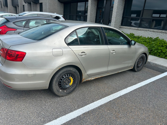 Volkswagen Jetta 2012 dans Autos et camions  à Laval/Rive Nord - Image 2