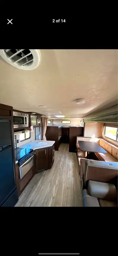 Like new, well taken care of, large bunkhouse style travel trailer. Light enough for a half ton truc...
