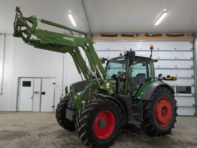 2020 Fendt 516 Profi with 4x80 Fendt Cargo Loader. - 3510 hrs - Front & Cab suspension - Live 3rd fu...