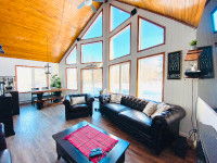 Large Grand Beach Cabin Avaiable Winter & Summer