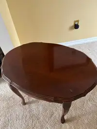 Small oval accent end table