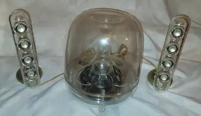 Harmon Kardon SoundSticks II / Rokr classic gramophone, View more