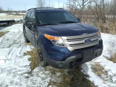 Selling a 2012 ford explorer XLT Base without safety has lots of new parts and wouldn't take much to...