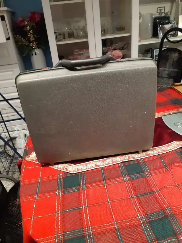 Samsonite brief case628637295832331217