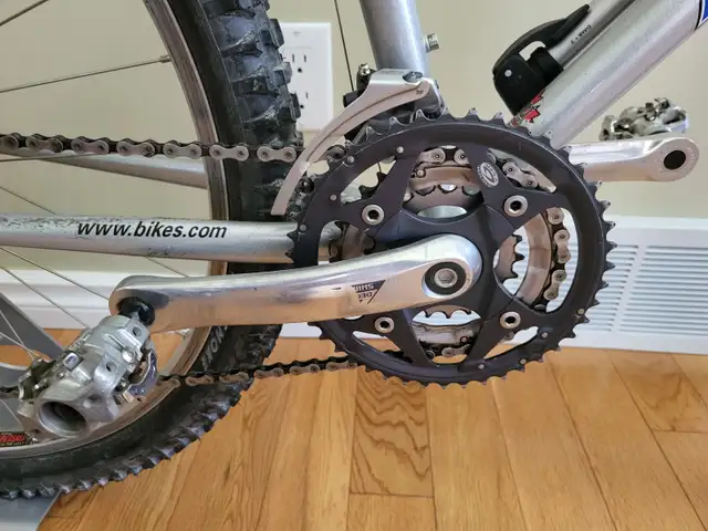 Rocky Mountain Hammer Race in Mountain in Kelowna - Image 4