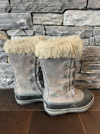 Sorel Winter Boots Size 2