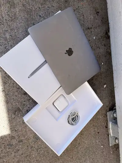 Apple MacBook Air 2020 (M1 Edition) 256GB 8G Ram, View more
