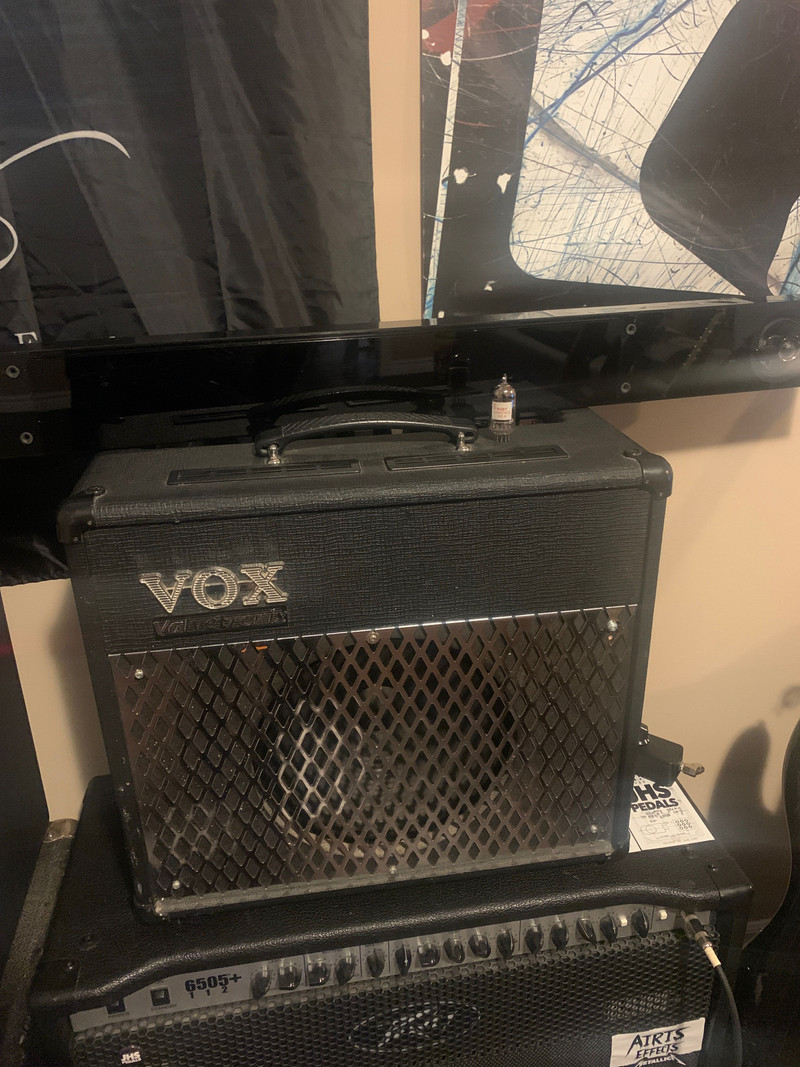 Vox valvetronix amp for sale  