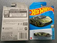 (Rare Japan Card) hot wheels Lamborghini Sian Green 