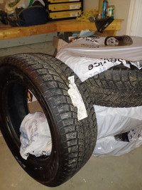 4 winter tires for sale (like new)