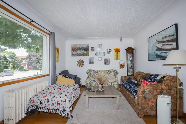 Rent-to-Own This Sault Ste. Marie Brick Home in Long Term Rentals in Sault Ste. Marie - Image 4