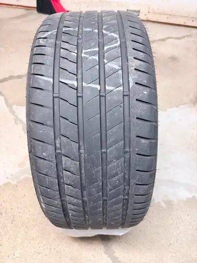 Bridgestone Alenza Run Flat 275/40R20 Encore bon pour deux saisons