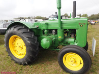 John Deere D tractor tires wanted