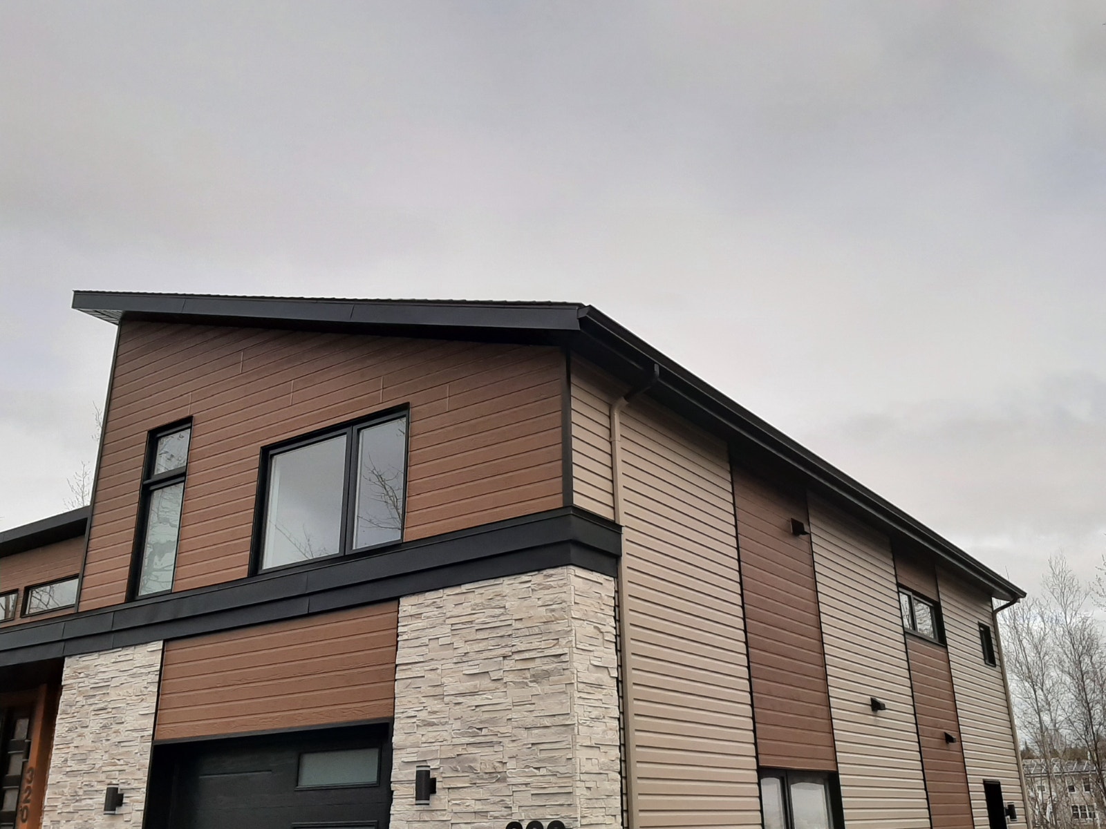 Logement 3 1/2 à louer - Libre maintenant - Chauffé/éclairé — photo 1