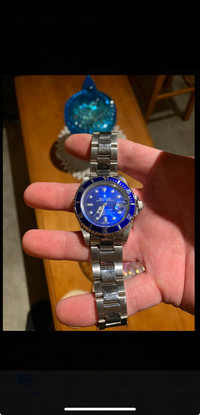  R olex   Submariner Blue  mécanique  Swiss ultimate replica 