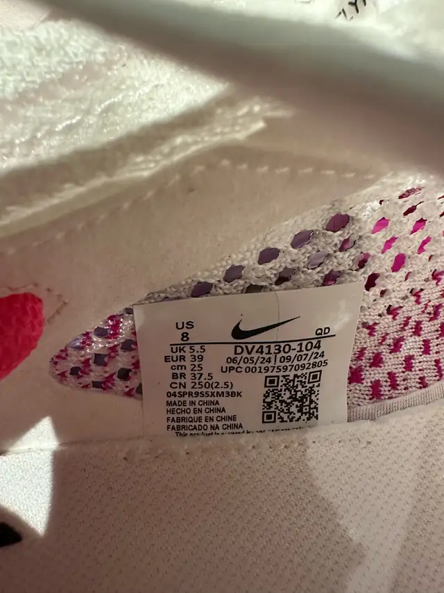 Nike Vaporfly 3 (Women’s) in Women's - Shoes in Kingston - Image 5