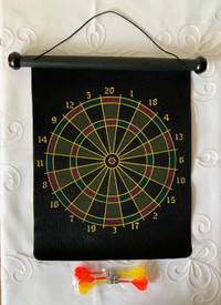 Magnetic Roll-Up Dart Board And Bullseye Game