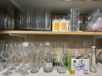 Small compagnie closing with lots of glassware