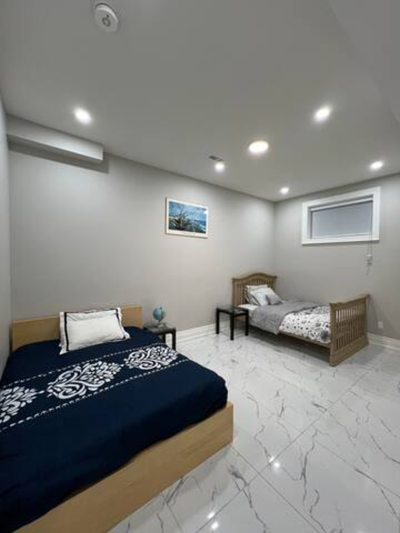 SINGLE BEDROOM FOR RENT IN A SHARED 2BR Custom APARTMENT A spacious and luxurious fully furnished ro...