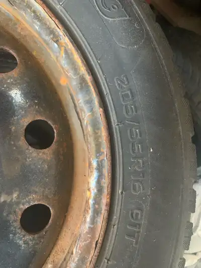 Selling a full set of winter tires mounted on steel rims, previously used on a 2010 Mazda 3 (manual)...