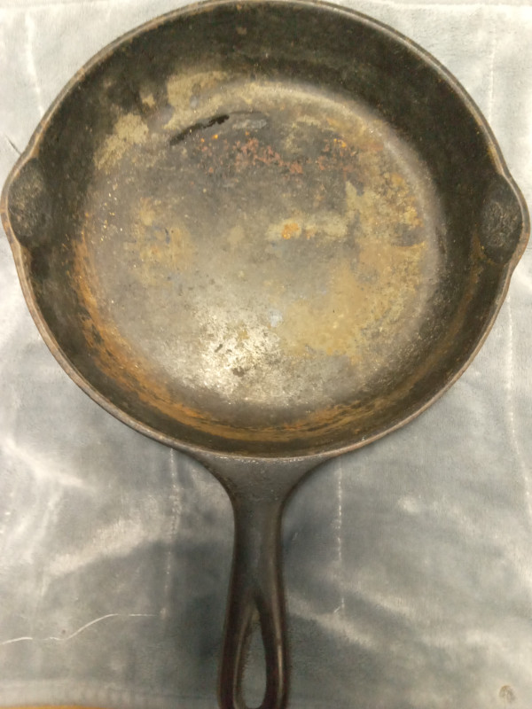 Wagner Ware Sidney O Cast Iron Skillet in Arts & Collectibles in St. Catharines - Image 3