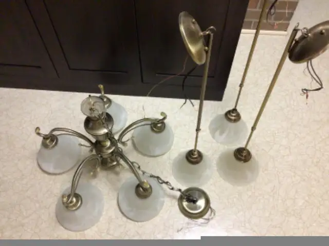 Lustre et plafonniers in Other in Rimouski / Bas-St-Laurent - Image 3