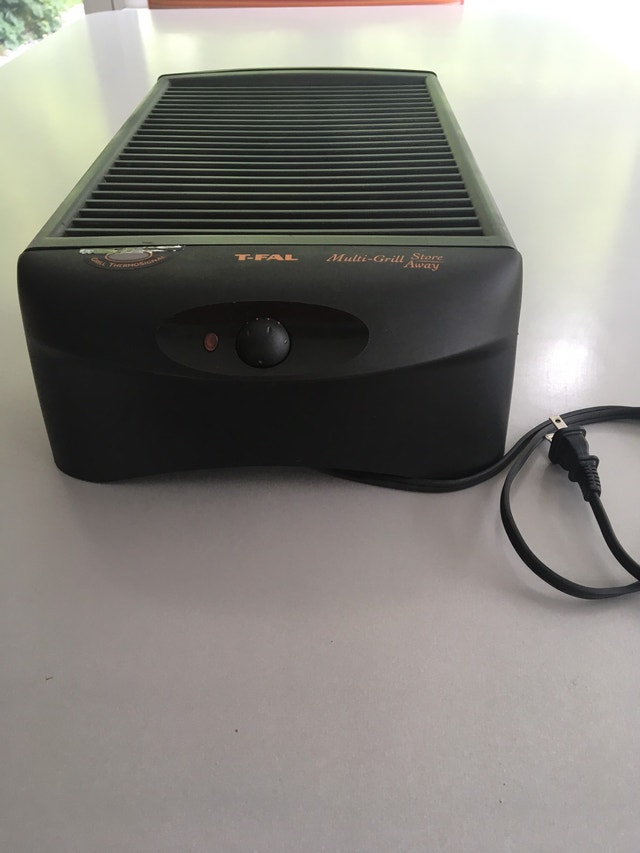 Grille électrique TFal (2 plaques de cuisson antiadhésives