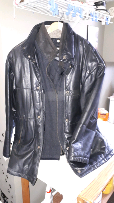 Manteaux de cuir doublé / Winter leather coat, View more