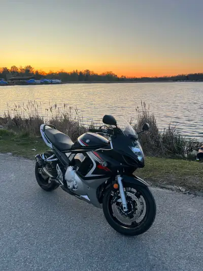 Selling my 2008 GSX650F Bike can be viewed in newmarket on brampton Bike is coming up on 30,000km an...