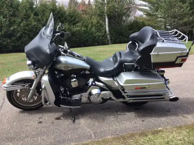 Bike is in great shape. Well looked after. Bike needs nothing. Ready to go. Comes with cover.