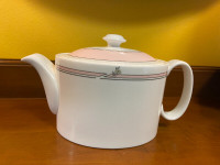 Rare Vintage Royal Doulton Pink Signature Teapot Pink Grey