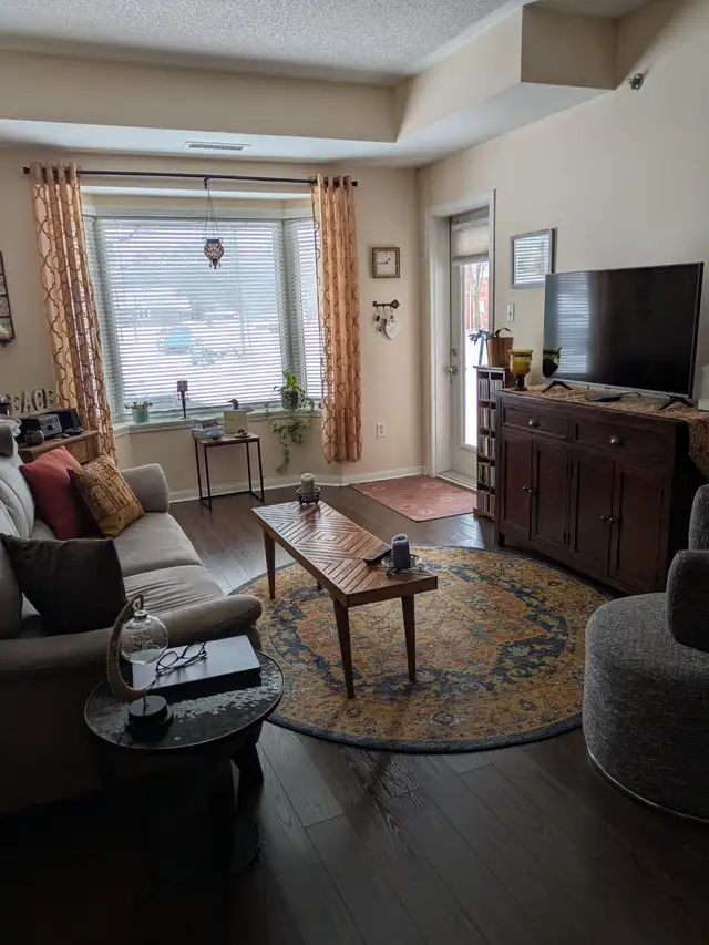 Wasaga Beach Condo for Lease