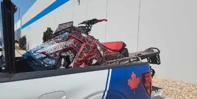 I'm selling my used 2018 Polaris Axys RMK 800 163, co.es with many extras on the machine like. Dash...