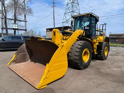 Unit# 7097 Manufacturer: Caterpillar Model: 950K Year: 2016 HRS: 28966 Power train rebuild @15309 ho...