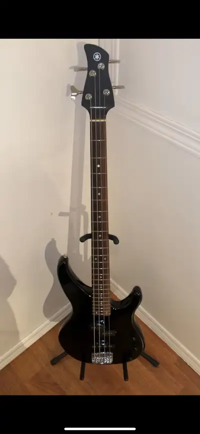 yamaha bass guitar, View more