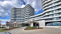 Don Mills/Lawrence: Bright 1bdrm condo, 1st floor, patio, parkng
