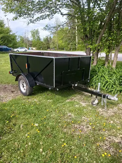 3500 lb axle , new led lights and wiring 14 in tires , tongue jack , fold down rear gate 1 7/8 ball...