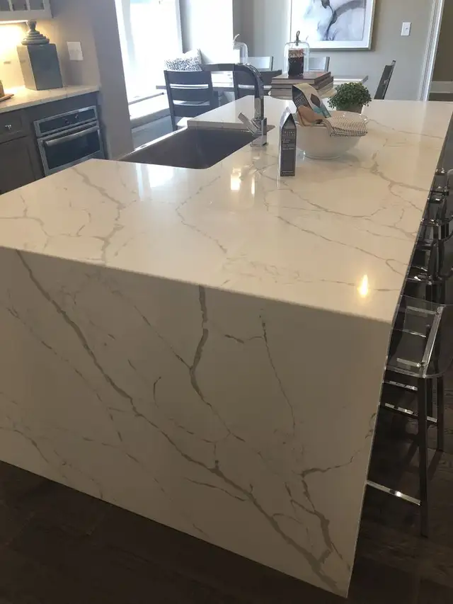 ✨ Kitchen Countertops Quartz & Granite island, Vanity Tops ⭐ in Other in Oakville / Halton Region - Image 2
