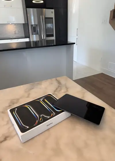 IPAD PRO M4 2024 13 INCH 256GB BLACK LIKE NEW COMME NEUF, View more