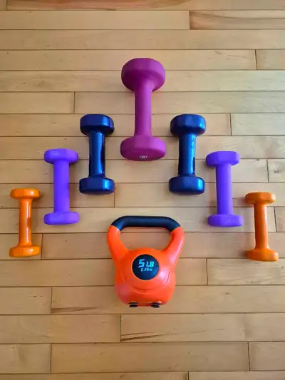 Like NEW Dumbbells Set: 8lb 5lb 3lb 2lb + 5lb Kettlebell , View more