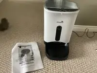 Wifi Automatic Pet Feeder with Voice+Video Cam-As New
