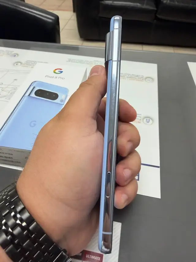 Google Pixel 8 Pro in Cell Phones in Mississauga / Peel Region - Image 4