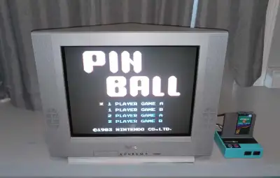CRt 20 pouces inches television Tv retro gaming , View more