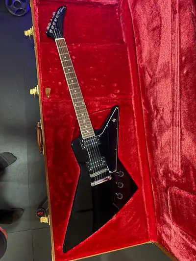 Gibson Explorer- 2024 70’s model, View more