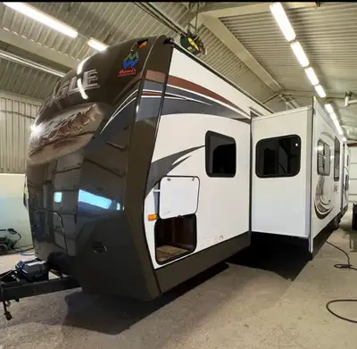 Book your travel trailer rental for 2026 from the number one rental company in Ontario and the longe...