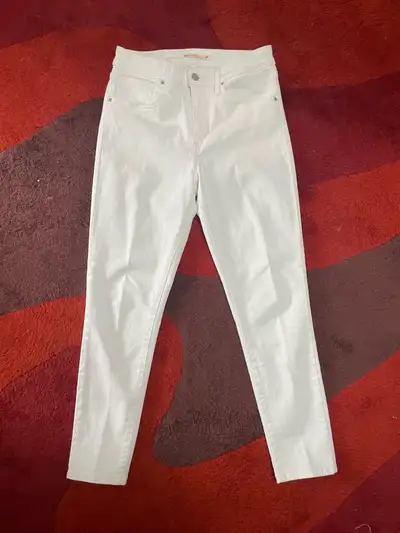 Women’s White Levi’s Pants, View more