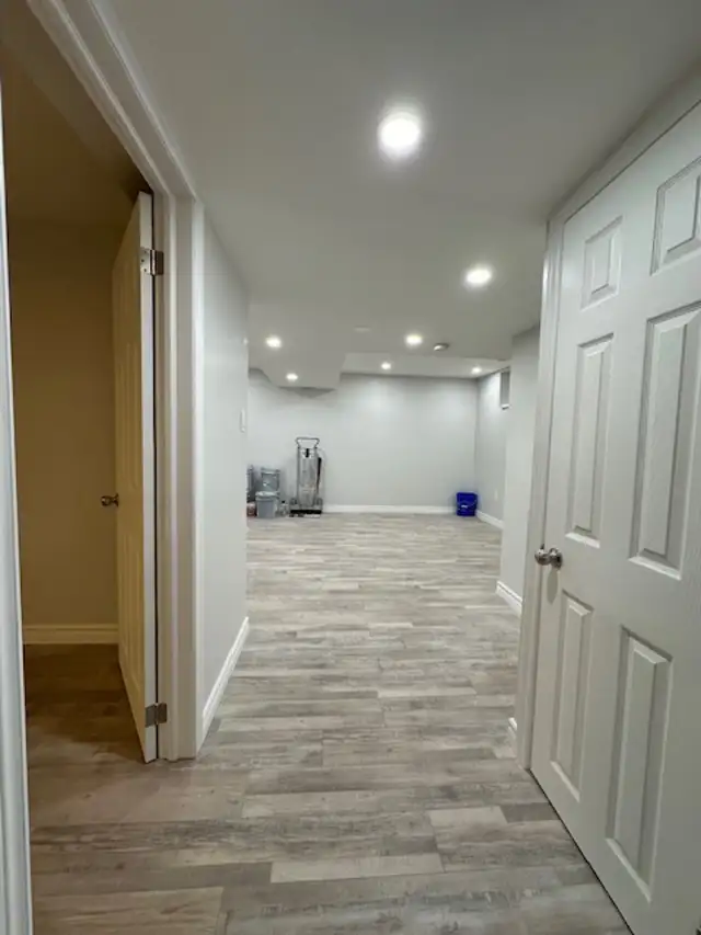Bright 2-Bedroom Basement Apartment in South Oakville — $2,150