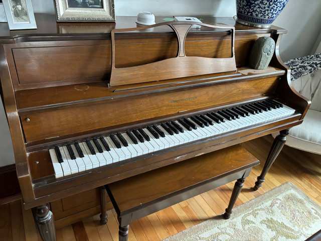 Free piano in Free Stuff in Dartmouth - Image 4