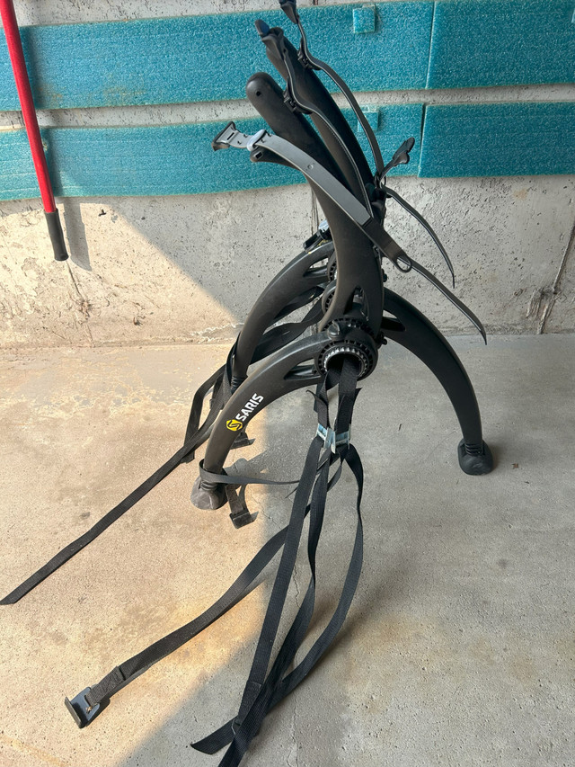 Saris 2Bike Car Rack in Other in Kitchener / Waterloo