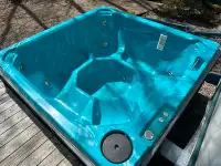 Hot Tub In Sylvan Lake